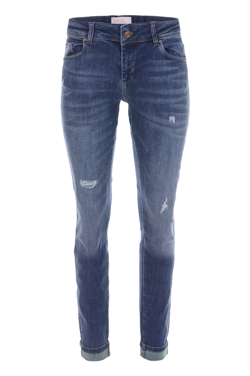 Mid-rise slim fitted jeans L32. 
